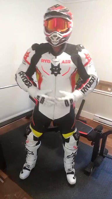 Frig I make a good biker drone... Full video available soon on https://t.co/dlEN090ZnL and https://t