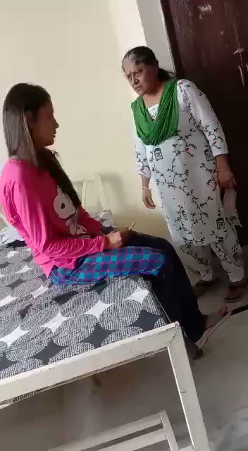 Shanu XD - This girl viral the 60 girls mms in Chandigarh university kindly take strict action on this girl  @INCChandigarh @narendramodi @ChandigarhUT  