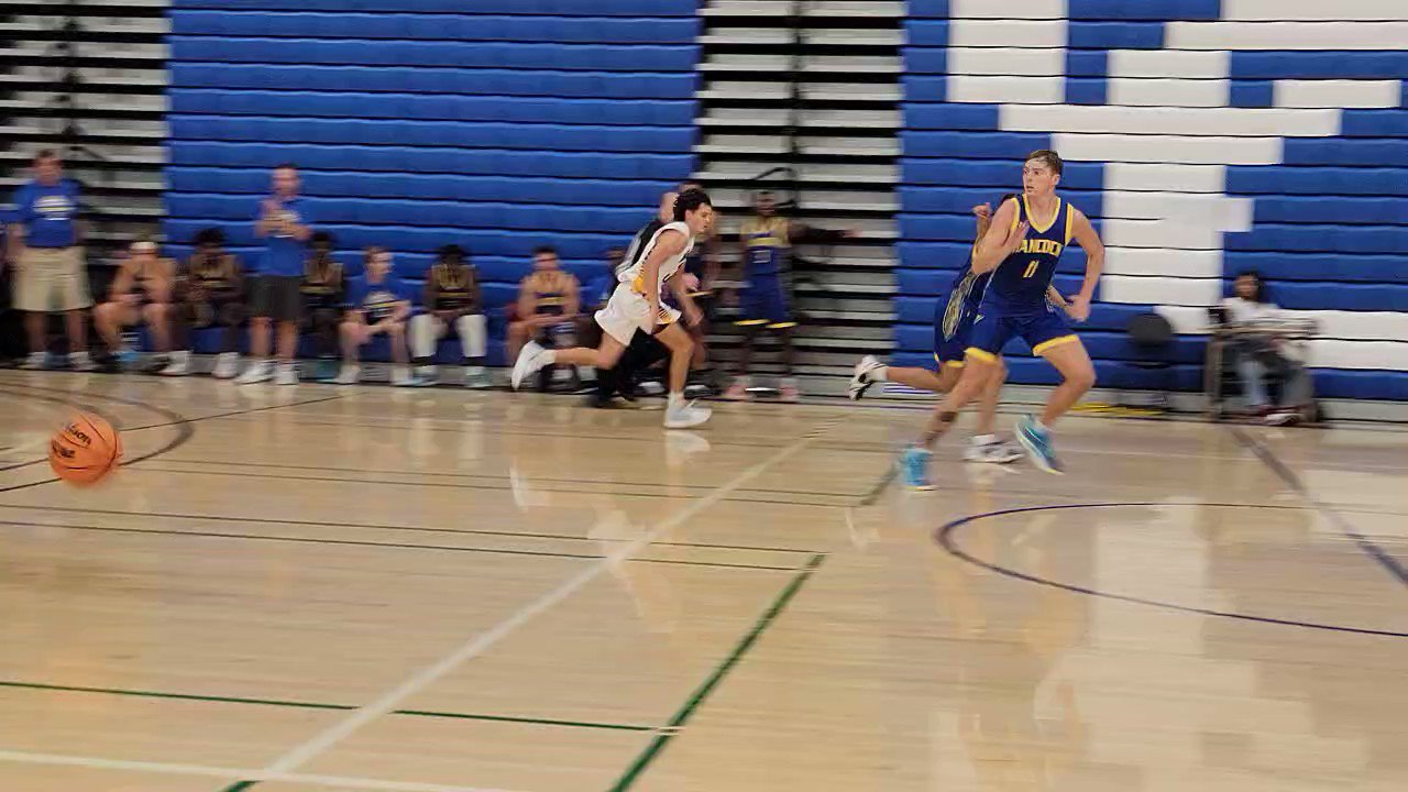 Villa Park High School Boys Basketball (VillaParkHoops) / Twitter