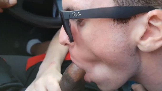 Driving while getting sucked. This cute 20yo bad boy @Logan_William69 is wild! He suck dick where anyone
