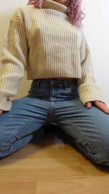 The drop grows happy by losing itself in the river.

#Nipples #Public #Tits #TittyDrop #BigTits #HugeTits