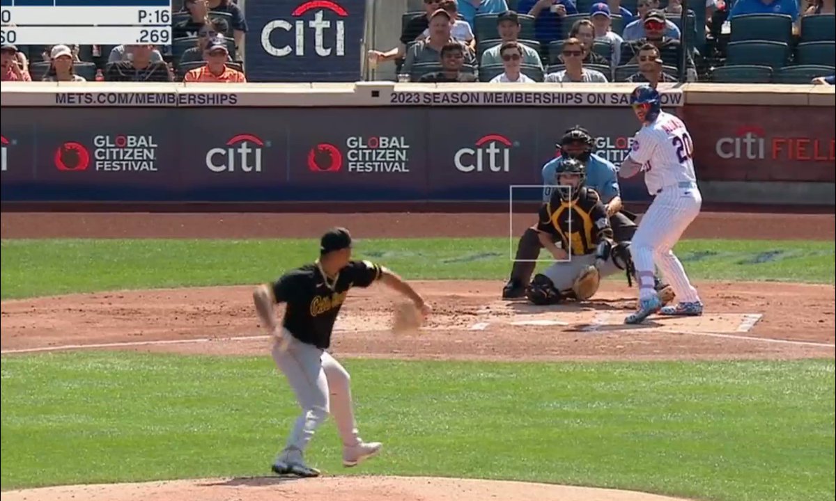 Sᴡᴀɪɴ on Twitter "Way way too few benches clearing brawls these days."