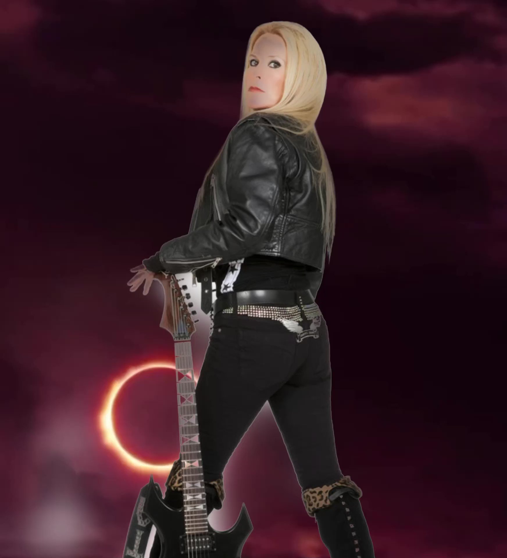 Happy birthday
On this day in 1958, Lita Ford is born in London, England. 