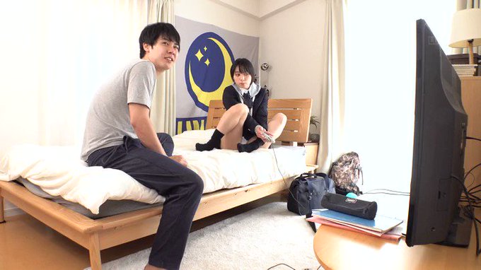 幼馴染の乳首をふざけていじり倒していたら、まさかの気持ちよかったみたいでお漏らしイキまくりしてしまったという、ここから始まる恋愛ストーリーです

本編はリプ欄から 👇
https://t.co/VYEdCMQCOw