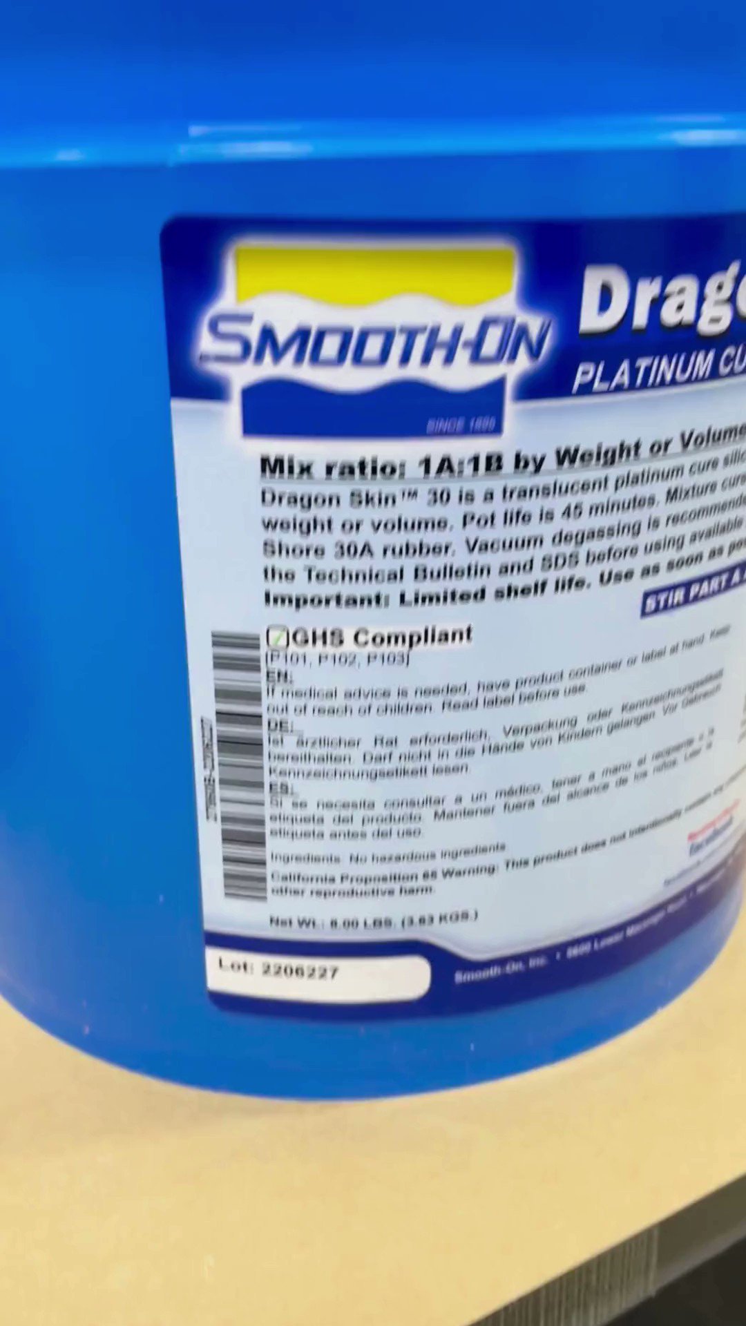 Smooth-On on X: Distributors mix and pour Dragon Skin™ 30 Platinum  silicone rubber part of day 4 of their after seminar distributor training!  #smoothon #smoothonproducts #moldmaking #silicone #siliconemoldmaking  #brushonmold #dragonskinsilicone https
