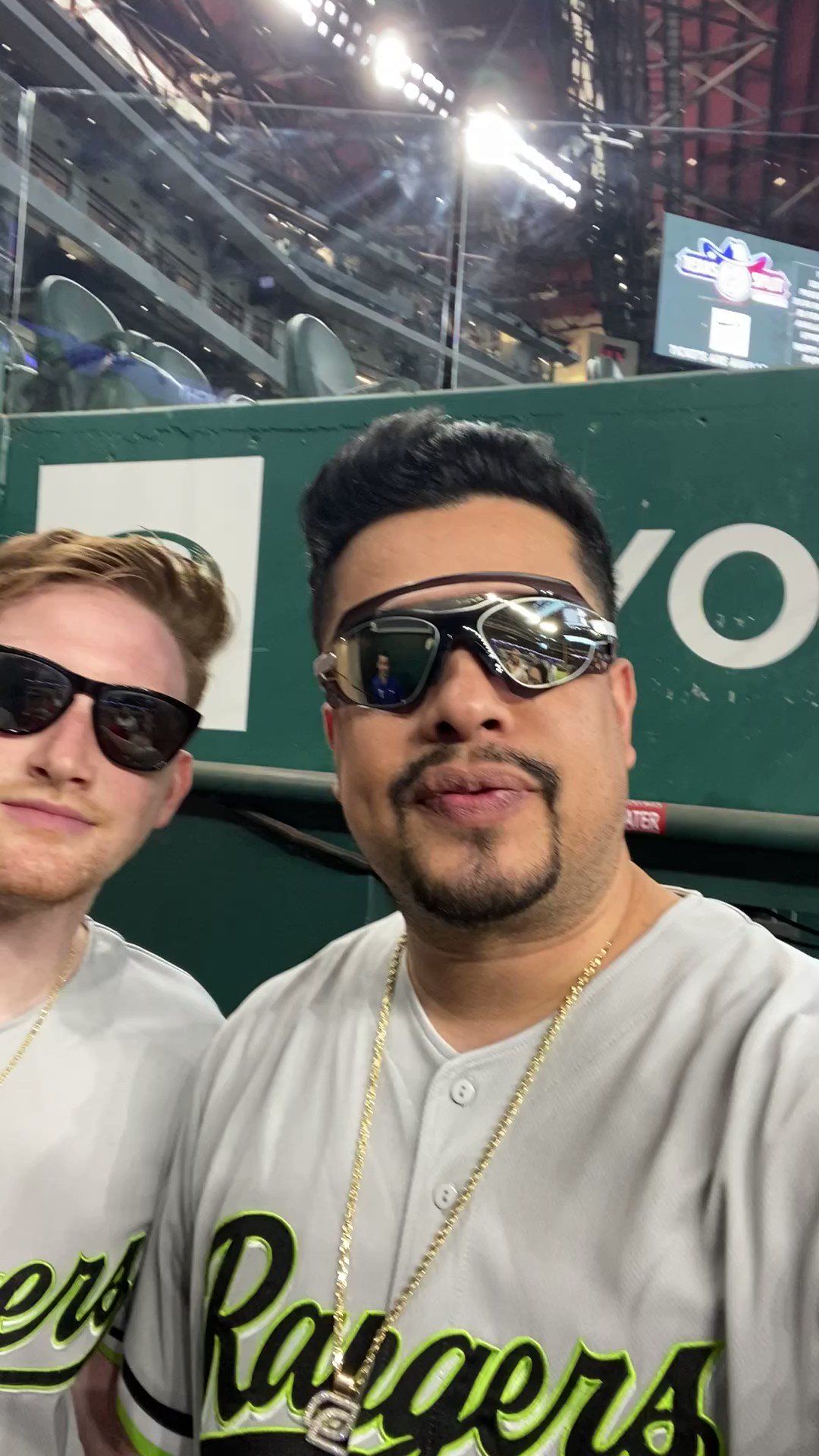 HECZ AND SCUMP THROW THE FIRST PITCH AT TEXAS RANGERS GAME! *OpTic Gaming  Night* 