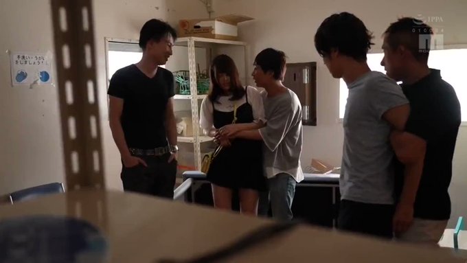 大切な彼女がクラスのDQN達に媚薬を使って犯●れキメセク堕ちしているのを見てクズ勃起！

お姉さんエロすぎ。
https://t.co/tA15x5hvO3
