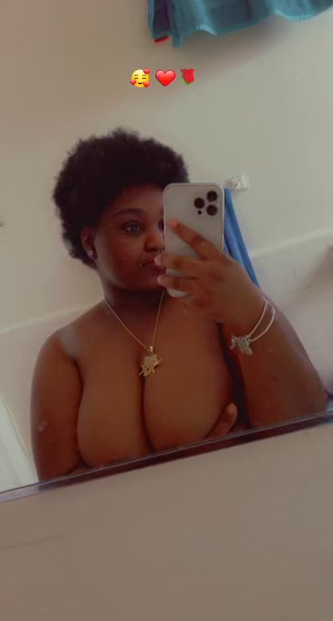 SkyBreezy’s pics and videos