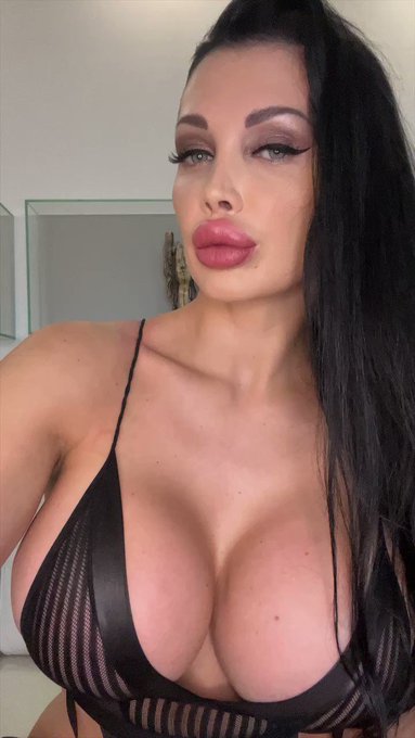 Join my Onlyfans page now… You will join anyway at some point? https://t.co/ZMcOxs4bpM https://t.co/