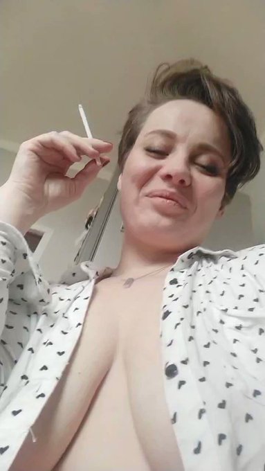 Are there many fans of the smoking fetish here?
I really hope you are here and you enjoy it as much as