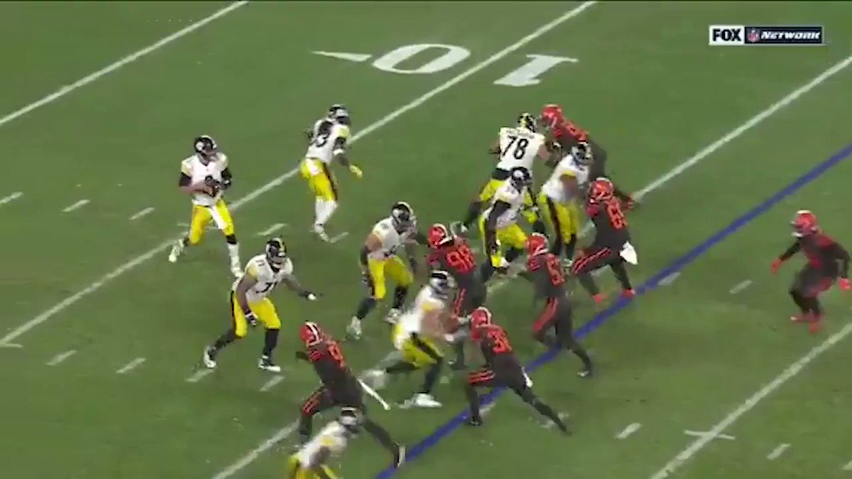 @ulisesharada's photo on Browns