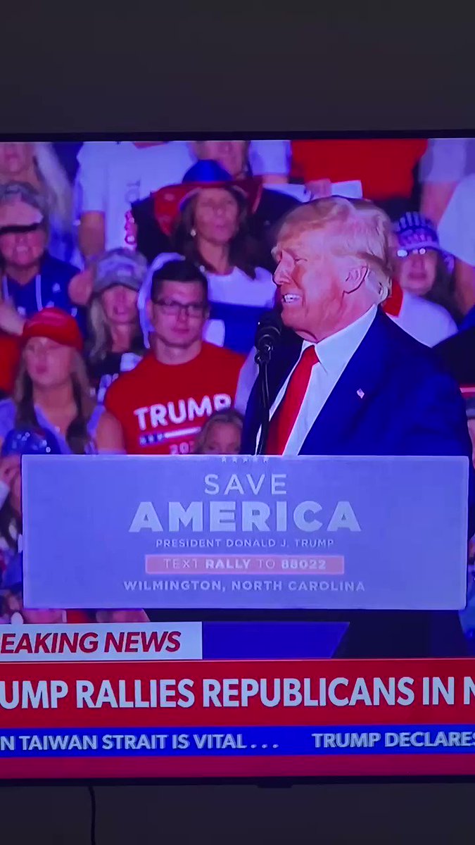 davgoo-on-twitter-rt-theleoterrell-trump-in-north-carolina-tonight