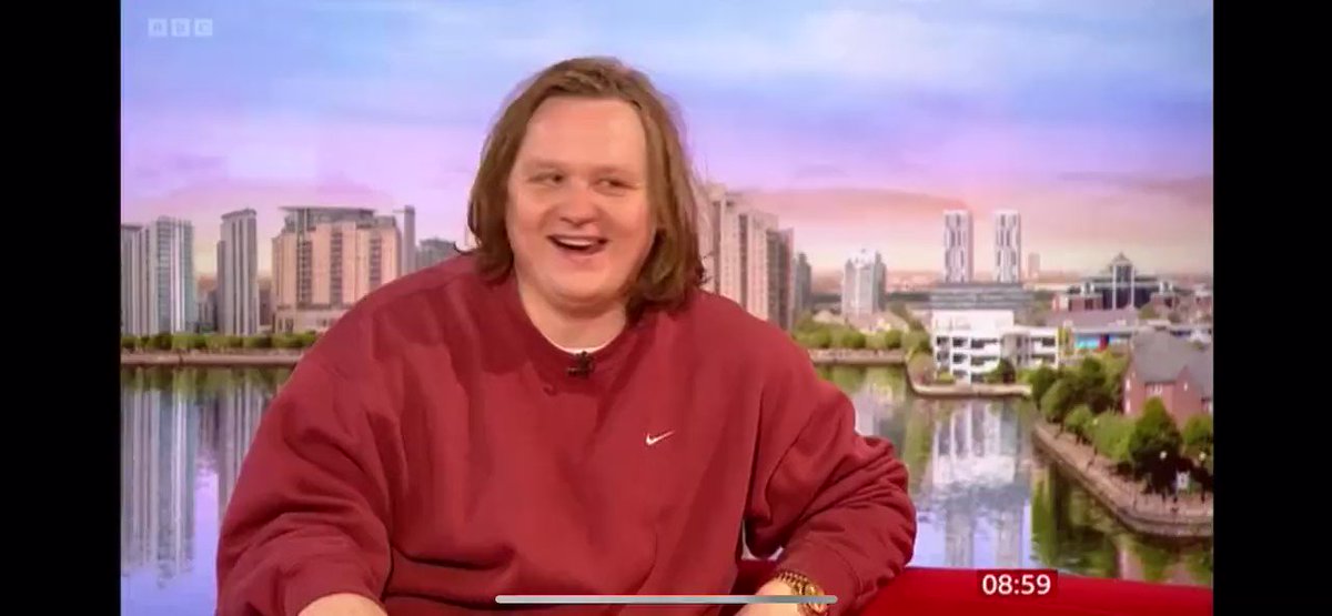 @LewisCapaldi's photo on Luca