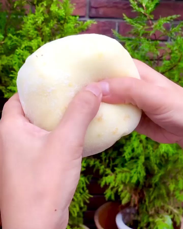 やわらか！とろ～り！三茶近くのやわもちチョコ大福ぱん！