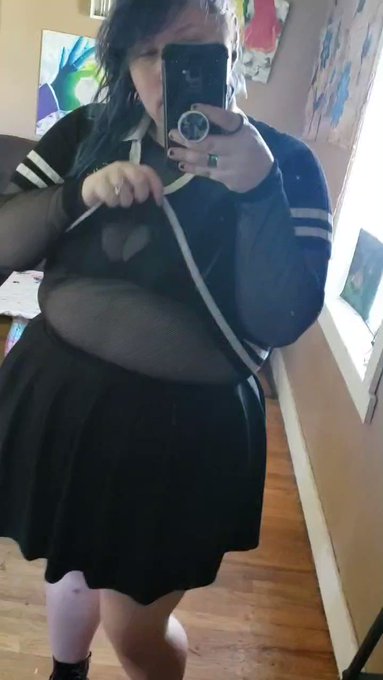 Zoey Fawn’s pics and videos