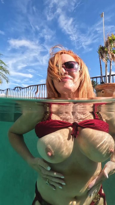 Hi gents, a very special solo video exclusively on OnlyFans. Here is a teaser to get you excited.
Andi