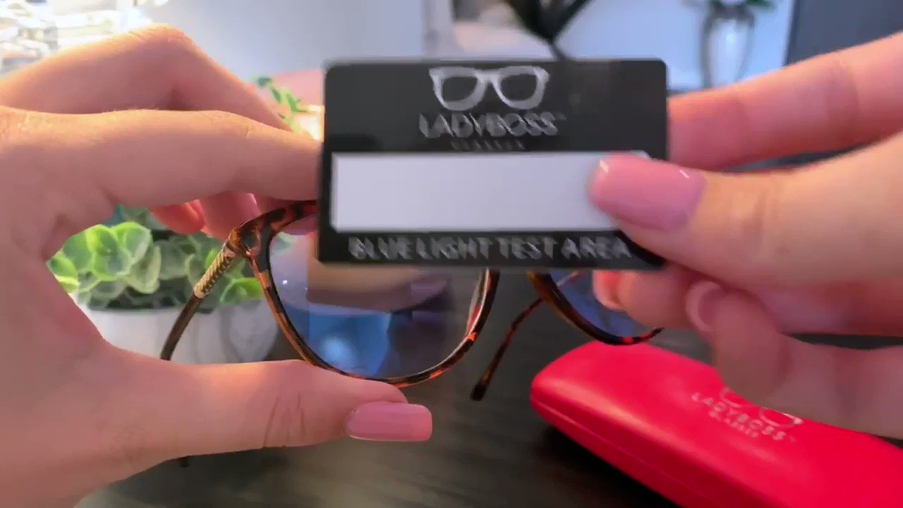 LadyBossGlasses s video Tweet