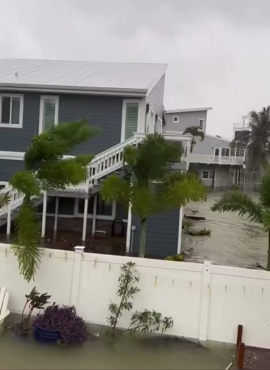 🏀 ALL ICONIC SPORTS on Twitter "This is Ft. Myers Beach, Florida. 2