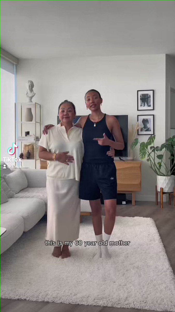 Asia Jackson On Twitter My 60 Year Old Mom Picks My Outfit asia-jackson-on-twitter-my-60-year-old-mom-picks-my-outfit
