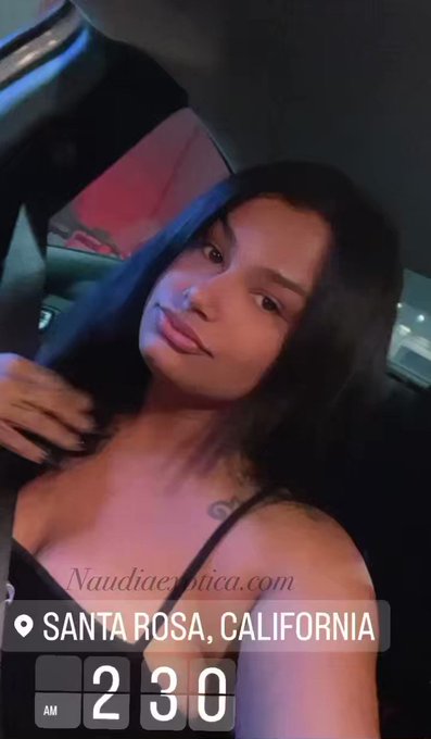 &ldquo;I&rsquo;m up late night emptying the bank vault! No gloves, no gun, no mask, just a pink G-string and this