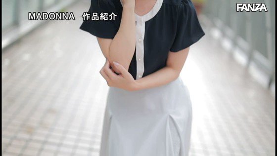 その笑顔、ずっと見ていたい。 弘中優 28歳 AV DEBUT ハートに刺さる微笑み、不倫したくなる距離感―。 https://t.co/aI3FQcwRRq
