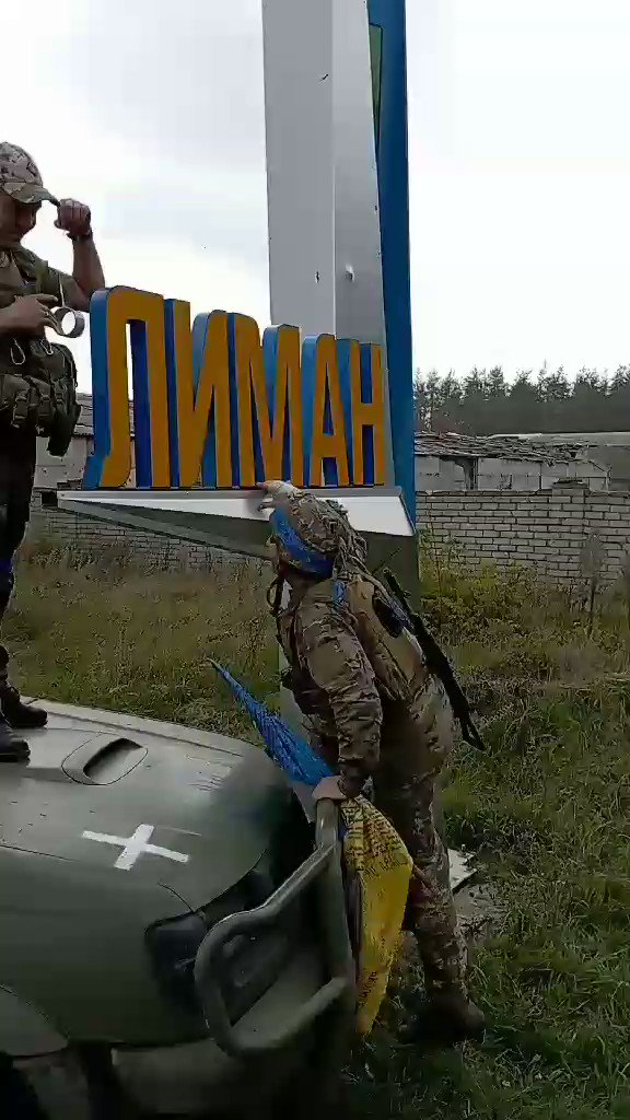 TheLvivJournal on Twitter: "Lyman liberated 🪖🇺🇦 Large groups of ruzZian ...
