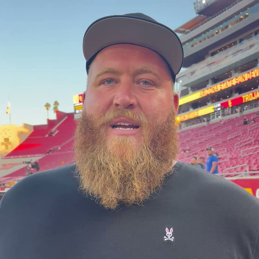 usc-trojans-on-twitter-you-guessed-it-happy-to-have-sam-baker-back