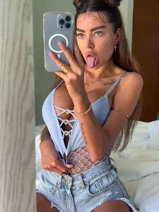 Retro toliq metrajli jinsiy aloqa filmlar