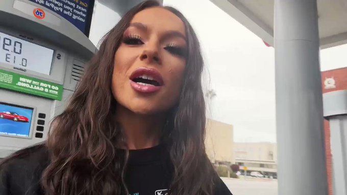 Come with me to set!!! And subscribe to my YouTube channel while you’re at it ? 

https://t.co/Af7tEgvhzE