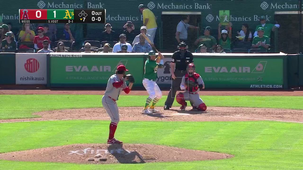 [情報] Stephen Vogt 今天生涯最終戰擊出全壘打