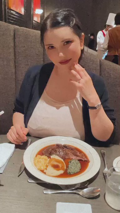 ohhhhh?movie and photo? https://t.co/okbAJJWkHj https://t.co/V62a4dH1NL