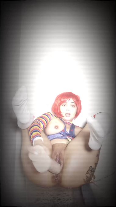 Ch!ld’s Play 🔪🧡💦 https://t.co/17YdEMzyHR RT if you can make Chucky squirt like this, tryna see sumn 😤👅