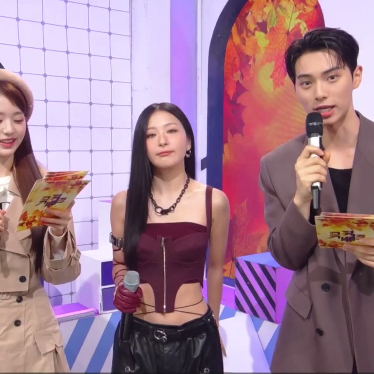 A on Twitter: "RT @cyberrhwa: wonyoung is already so tall and wdym