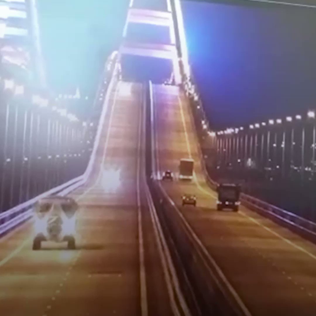 грузовик мост