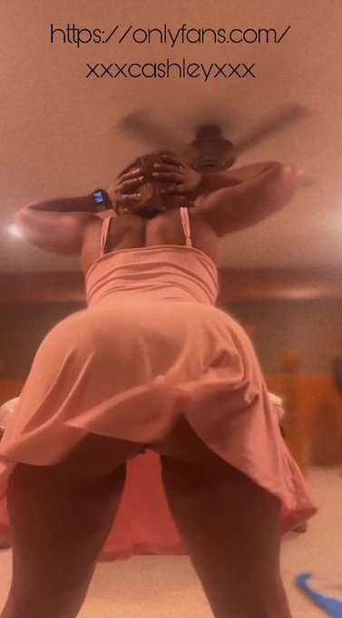 RT If I Can Put It In Your Face !!!!! https://t.co/ZSn3JuWucF https://t.co/mr3bTHfEk7<a href="/tag/nohands"class="tags"><span>#nohands</span></a><a href="/tag/bigbooty"class="tags"><span>#bigbooty</span></a><a href="/tag/assclappin"class="tags"><span>#assclappin</span></a>