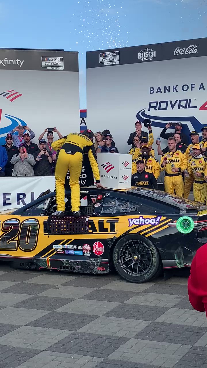 Xfinity Racing on Twitter ".CBellRacing 🤝 Mariners Embracing