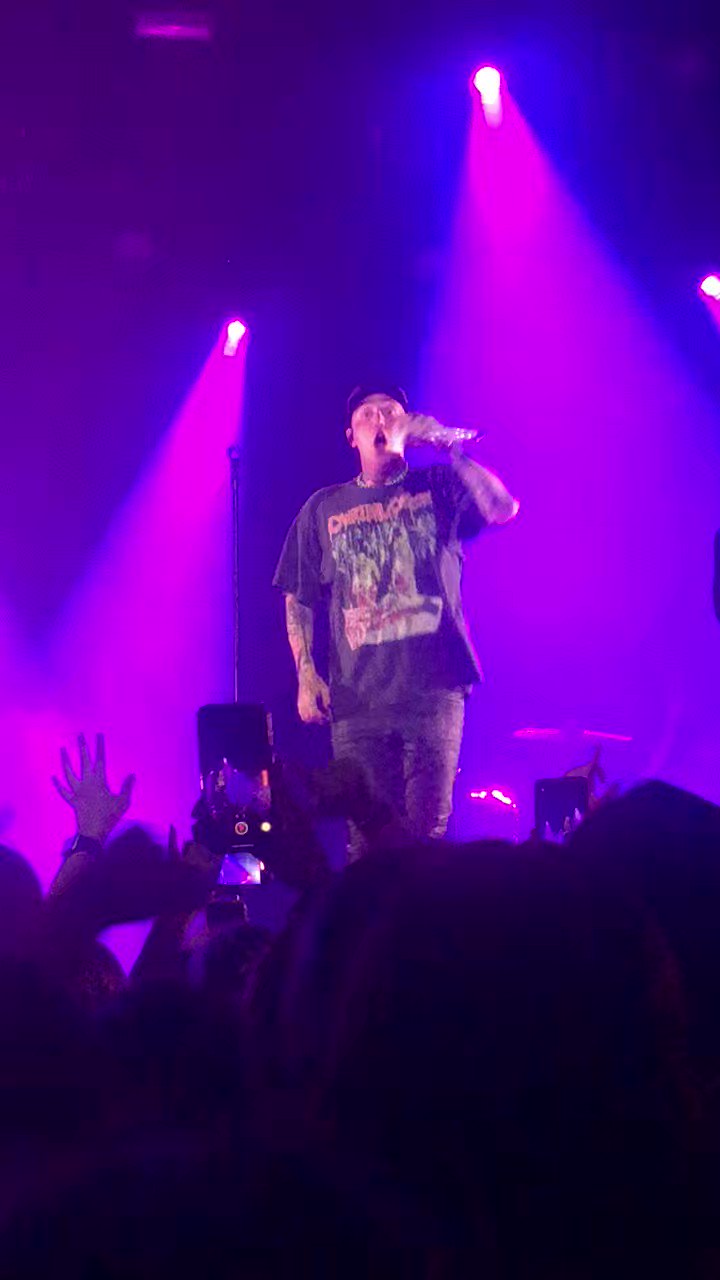 blackbear tour updates (beartourupdates) / Twitter