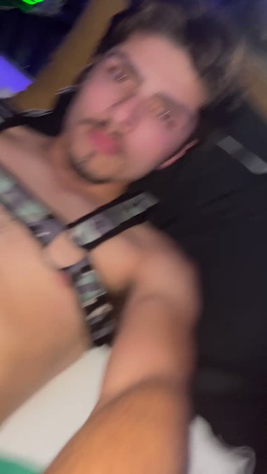 Good morning LA ❤️&zwj;🔥 I&rsquo;m humbleD to be here 😁🤑   https://t.co/RZa5lC4ikZ https://t.co/bd2XzQQ82v