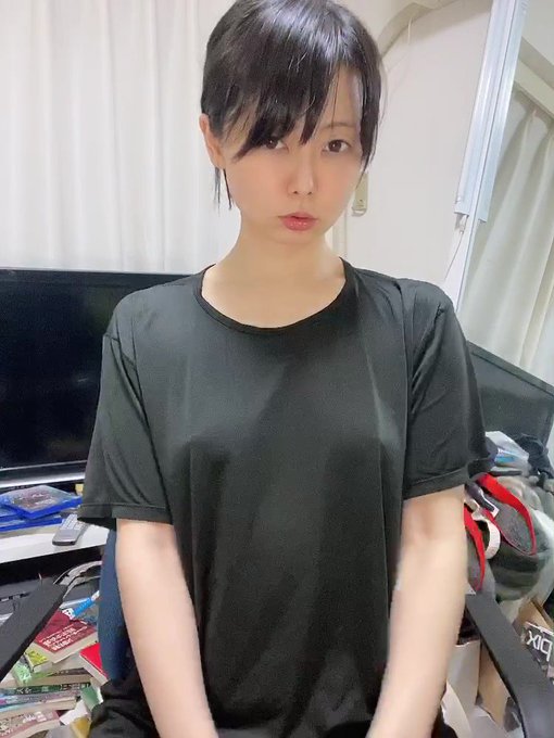 コスプレイヤーうしじまいい肉のTwitterエロ動画8