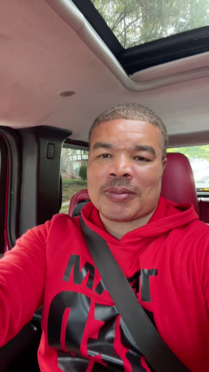 Red Grant (@redgrantlaughs) / Twitter