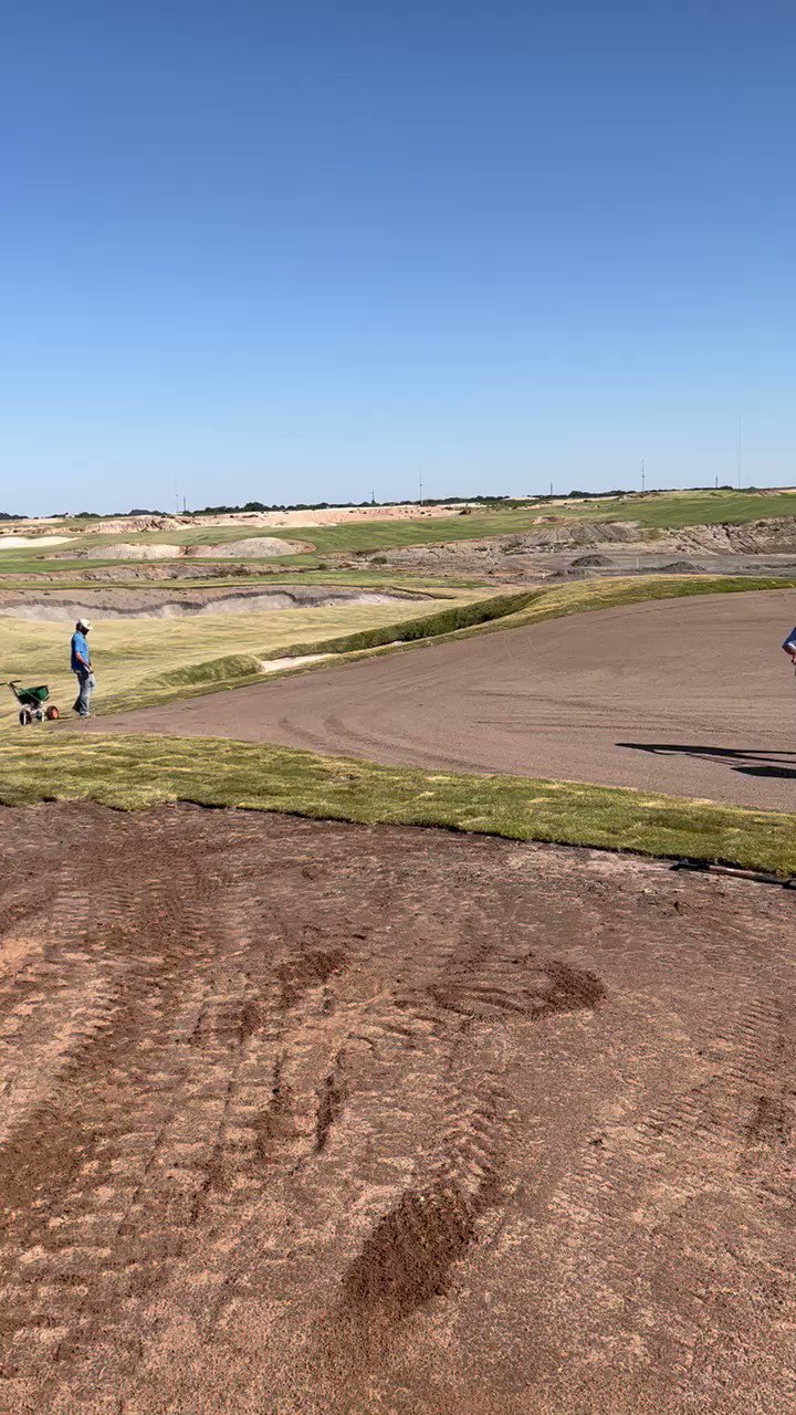 Red Feather Golf and Social Club (redfeathergc) / Twitter