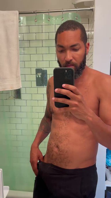 Wyd? https://t.co/JMOkRSKVWc<a href="/tag/mvsales"class="tags"><span>#mvsales</span></a><a href="/tag/mvboys"class="tags"><span>#mvboys</span></a>