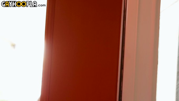 Did somebody call a plumber?! ?? 

Full scene preview OUT NOW ---> https://t.co/frR1Khz2iz

#GayHoopla