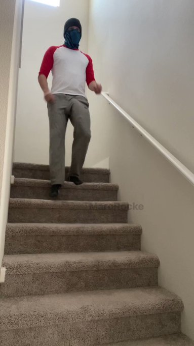 Day in the life of Marc: Walking up and down stairs

Full video clip on my OF https://t.co/qosbTNZAz