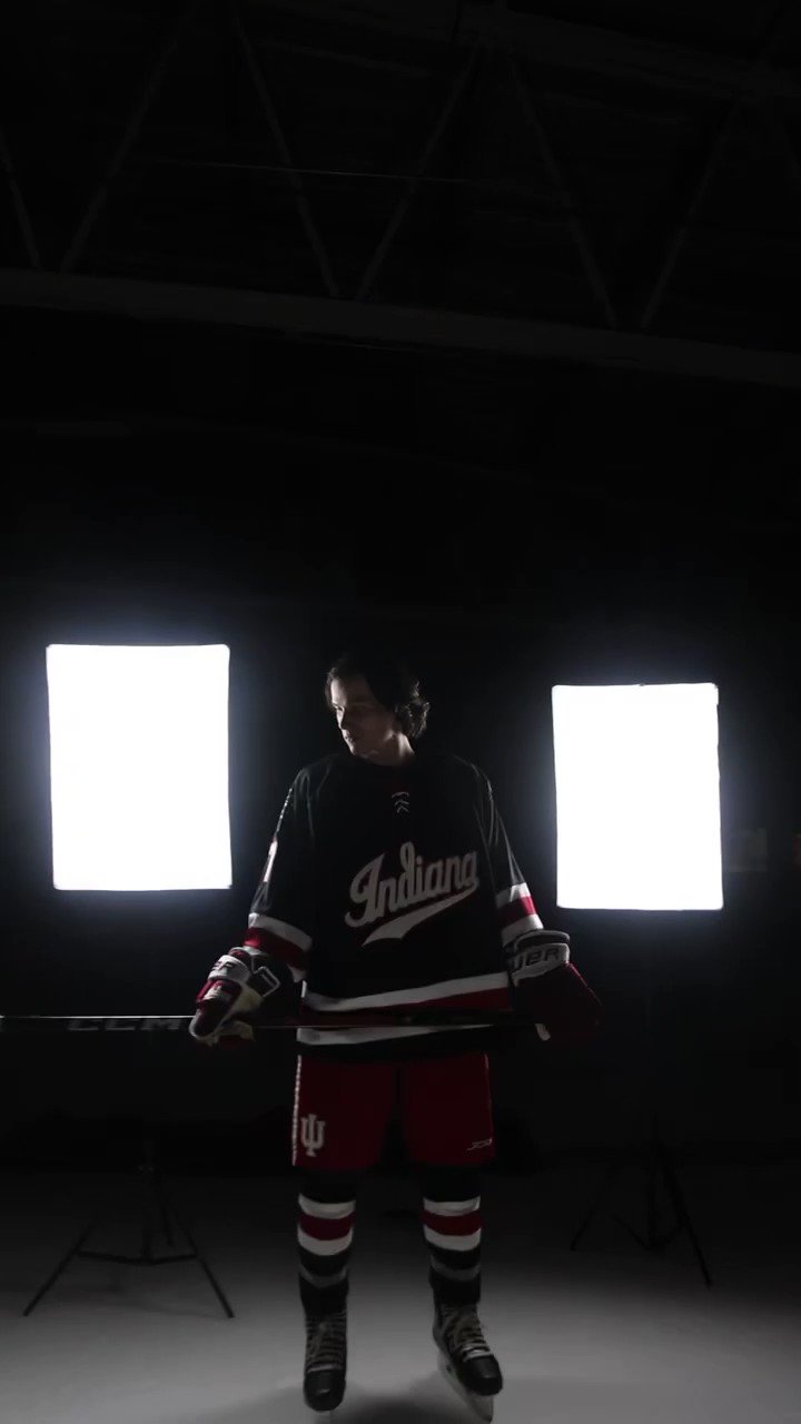 Hockey IU s video Tweet