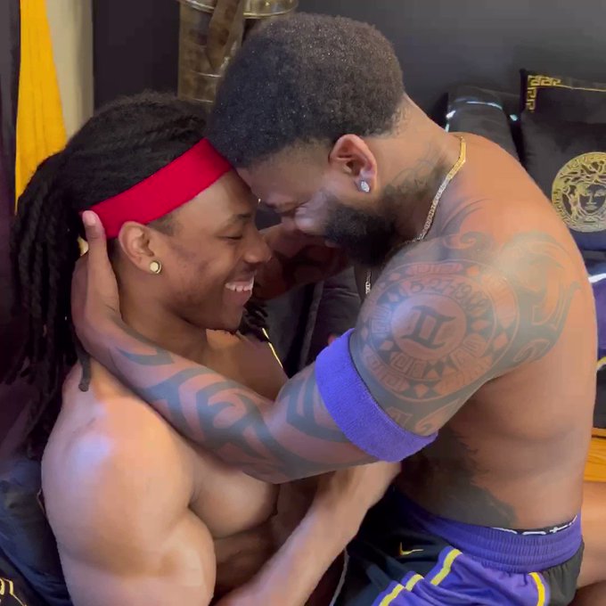 Dribbling in that Ass like a basketball 🏀🏀🏀🏀🏀🏀🏀 https://t.co/qPf8G1AvxA