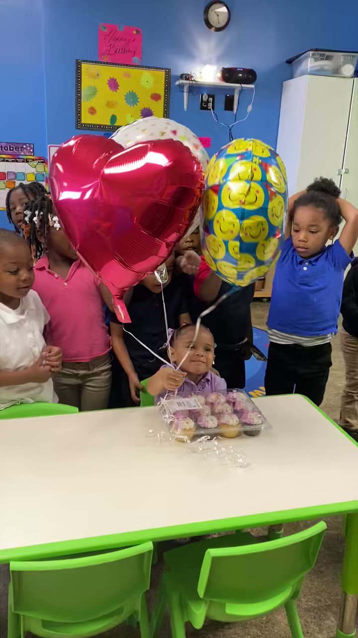 Everybody tell my Nelly Baby happy 4th birthday   she s becoming a big girl (kids bad as hell lol) 