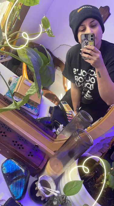 Sunday funday. https://t.co/XVBgNlGYNL<a href="/tag/newprofilepic"class="tags"><span>#newprofilepic</span></a>