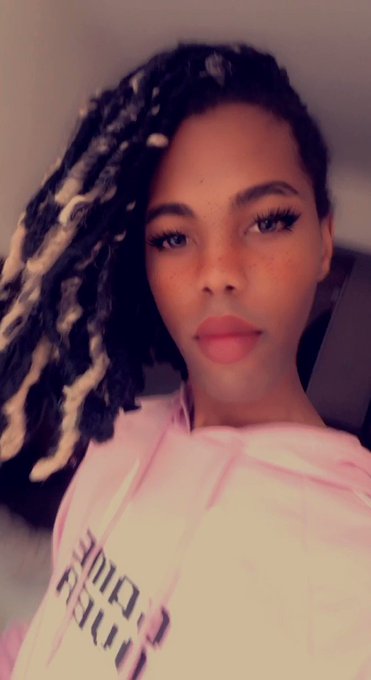 Hey cuties? https://t.co/YL7UzfXp2i https://t.co/wePU2VwJxu
