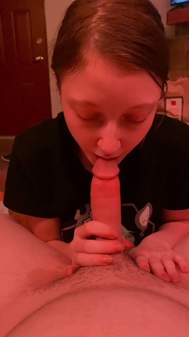 Decided to pop my oral cherry and commandeered my roommates dick to do it.https://t.co/LzpPXiEzLg  #femdom<a href="/tag/model"class="tags"><span>#model</span></a><a href="/tag/femdom"class="tags"><span>#femdom</span></a><a href="/tag/fetishmodel"class="tags"><span>#fetishmodel</span></a><a href="/tag/prodomme"class="tags"><span>#prodomme</span></a><a href="/tag/virgin"class="tags"><span>#virgin</span></a>